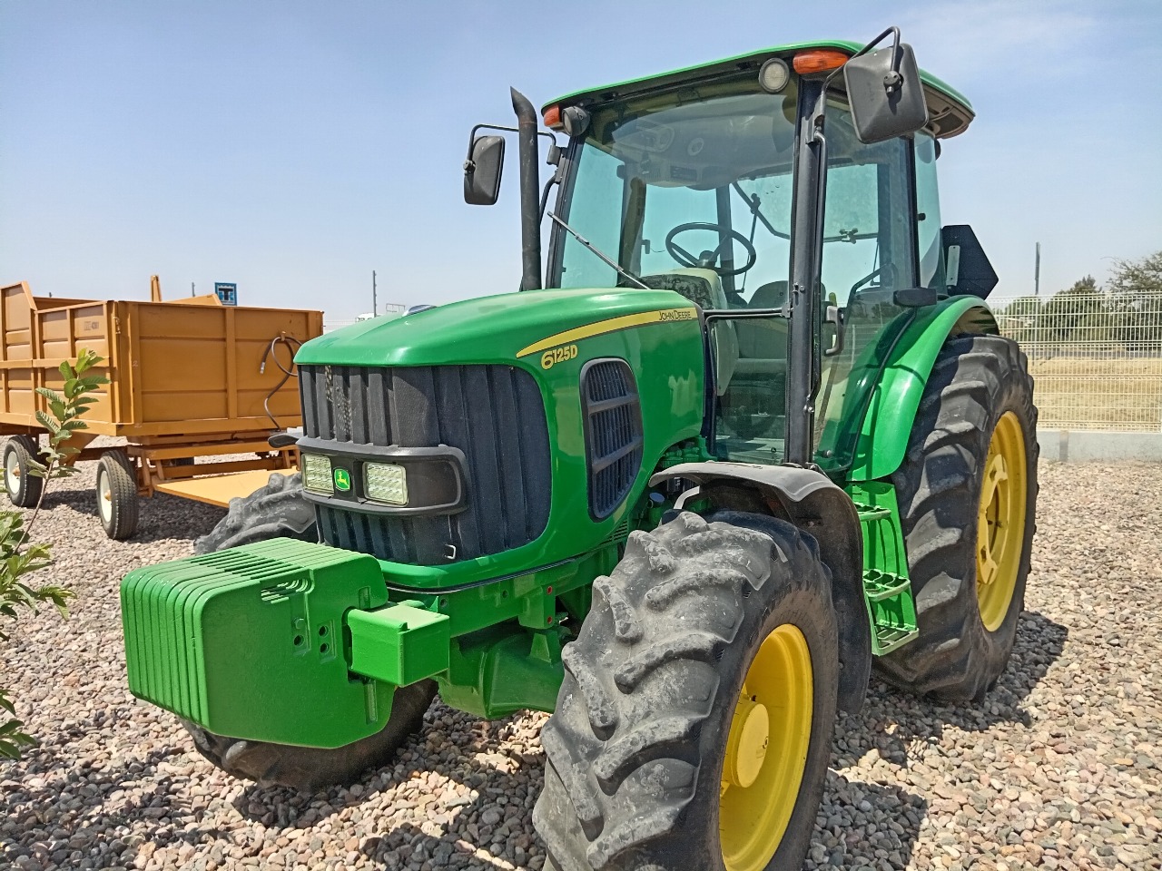 John Deere 6125D
